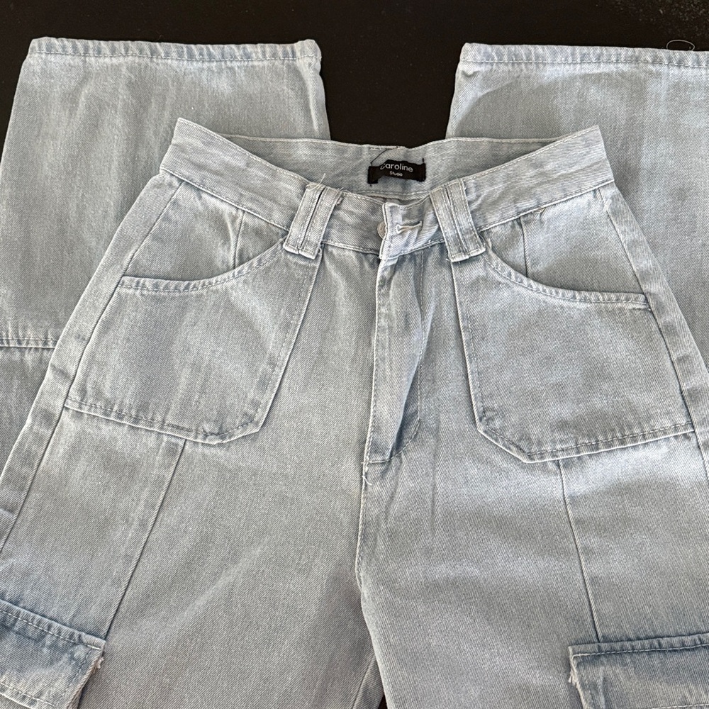 Light Wash Vintage Style Straight Leg Jeans - Picture 2 of 4